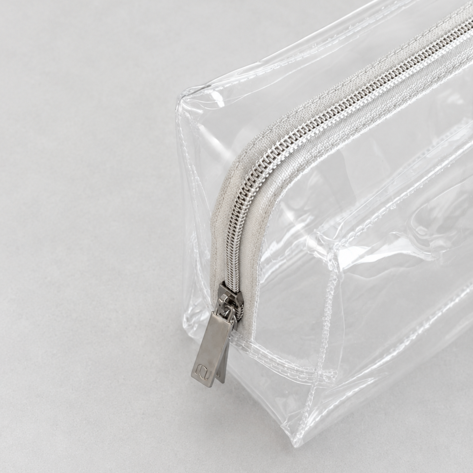 NUÉ PVC Beauty Bag