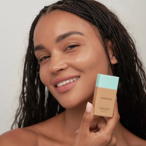 SWEED Make-up s Efektom ,,Glass Skin” 15g